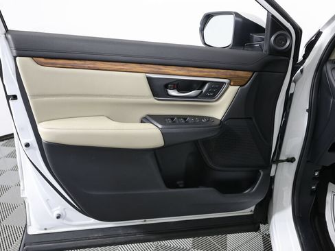 Used 2022 Honda CR-V Touring image 12