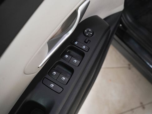 Certified 2024 Hyundai Tucson SE image 19