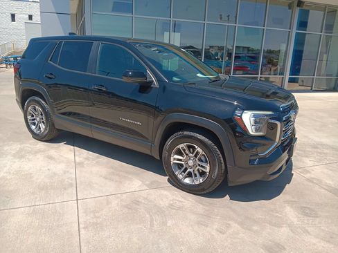 Used 2025 GMC Terrain Elevation AWD/4WD image 7