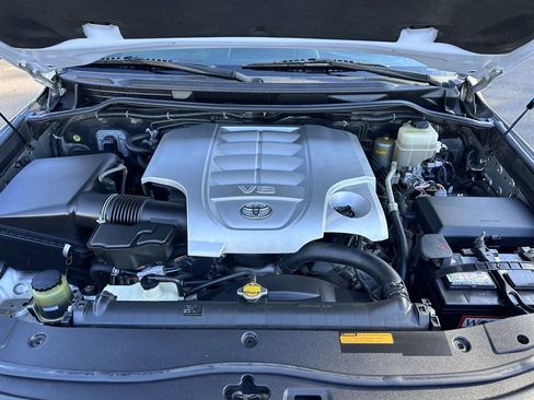 Used 2008 Toyota Land Cruiser image 9