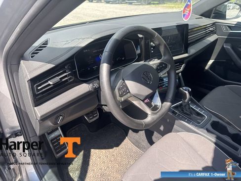 Used 2025 Volkswagen Jetta Sport image 14