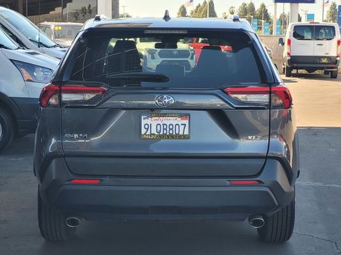 Used 2024 Toyota RAV4 XLE FWD image 5