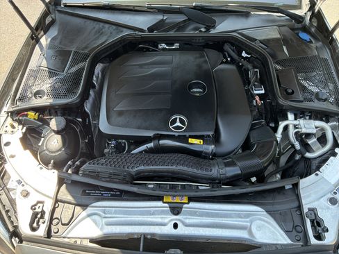 Used 2019 Mercedes-Benz C 300 4MATIC Sedan image 34