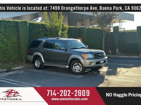 Used 2003 Toyota Sequoia SR5 image 2