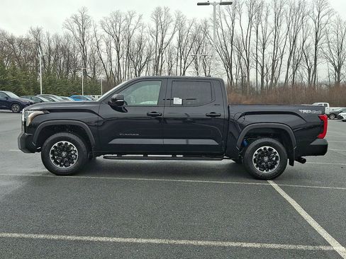 New 2026 Toyota Tundra SR5 AWD/4WD image 9