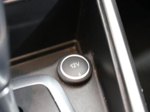 Used 2021 Ford EcoSport SE image 42