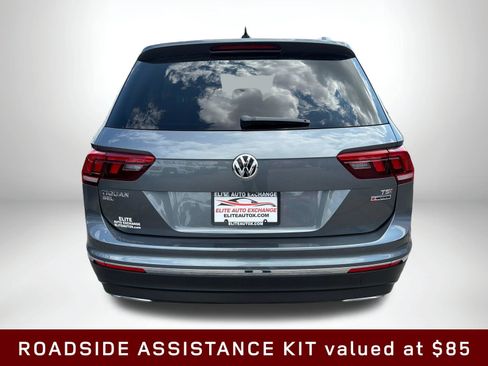Used 2018 Volkswagen Tiguan SEL AWD/4WD image 5