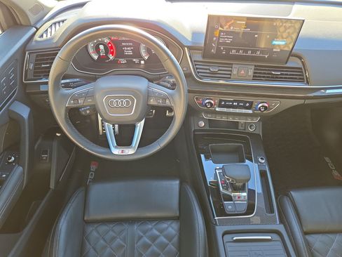 Used 2024 Audi SQ5 Prestige image 14