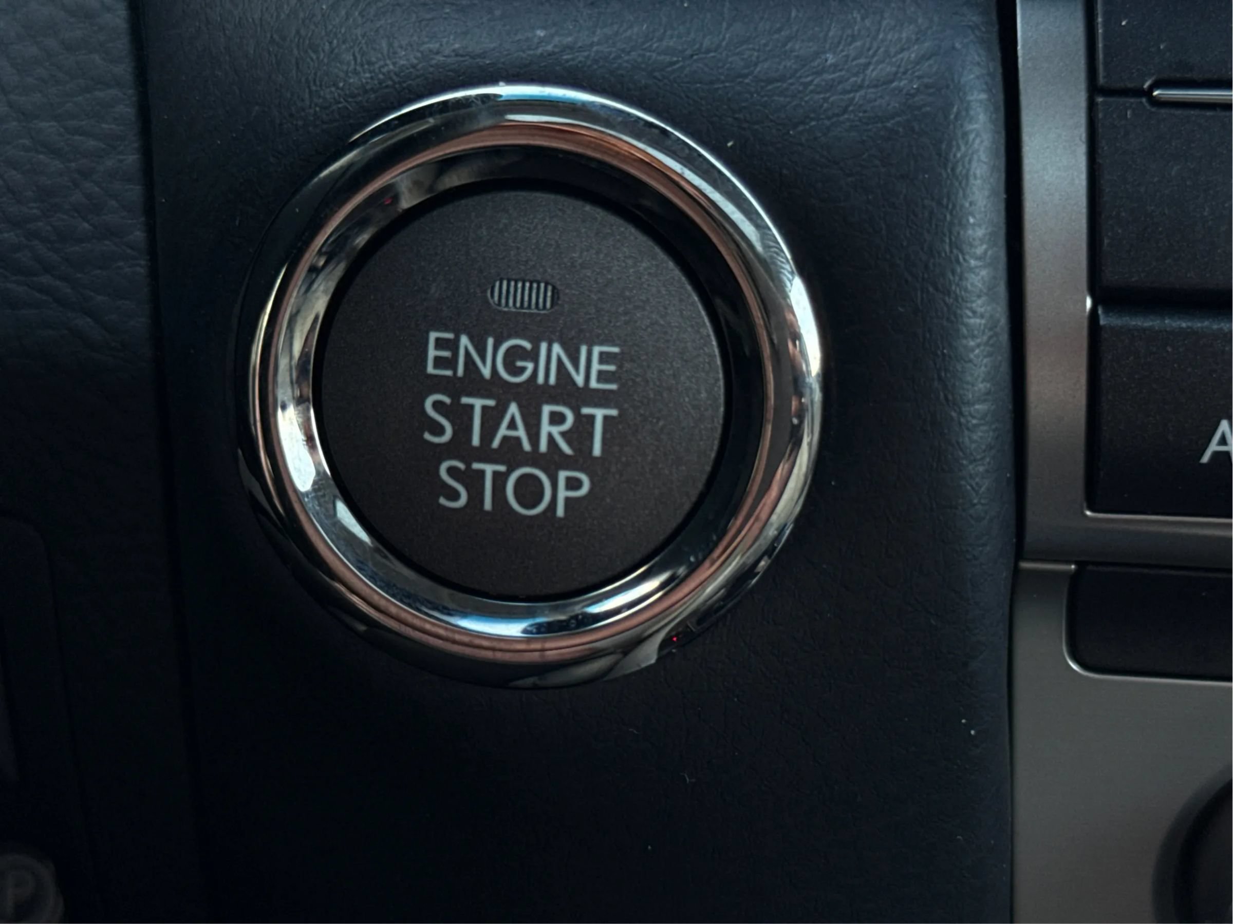 Used 2014 Lexus LS 460 w/ Comfort Package RWD image 34