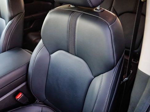 Used 2025 Honda Pilot EX-L image 26