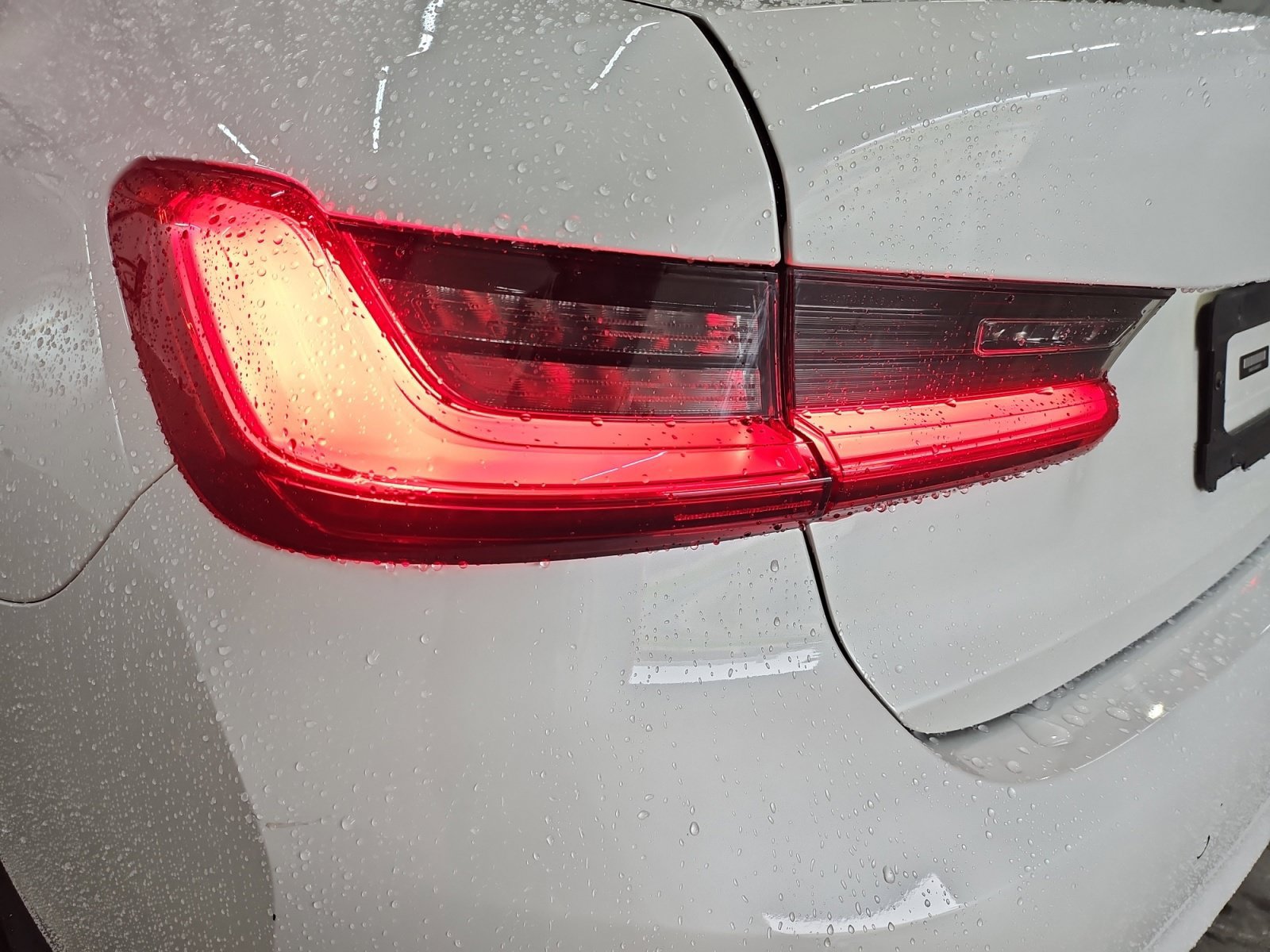 Used 2020 BMW 330i xDrive Sedan w/ Premium Package AWD/4WD image 19