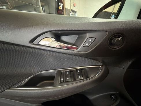 Used 2016 Chevrolet Cruze LT w/ Convenience Package image 13