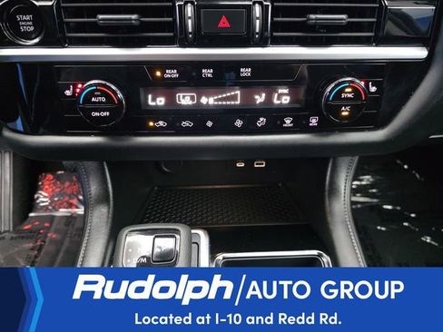 Used 2025 Nissan Pathfinder SV AWD/4WD image 23