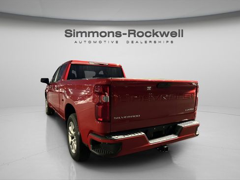 Used 2022 Chevrolet Silverado 1500 Custom image 23