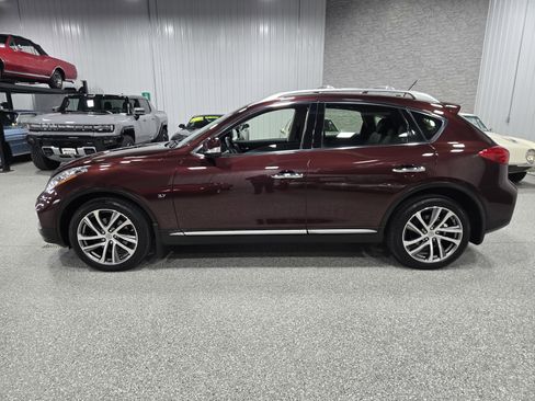 Used 2017 INFINITI QX50 AWD w/ Deluxe Touring Package image 2