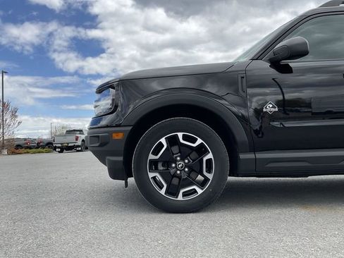 Certified 2023 Ford Bronco Sport Outer Banks w/ Tech Package AWD/4WD image 11