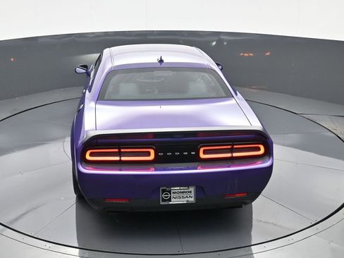 Used 2019 Dodge Challenger SRT Hellcat Redeye RWD image 32