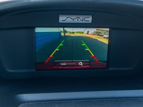 Used 2017 Ford Escape SE FWD image 17