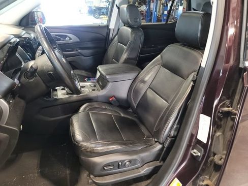 Used 2018 Chevrolet Traverse LT AWD/4WD image 10