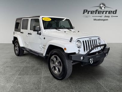 Used 2018 Jeep Wrangler Unlimited Sahara w/ Connectivity Group