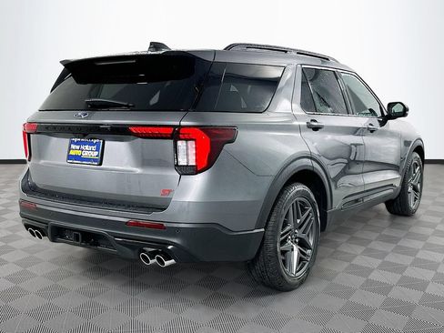 Certified 2025 Ford Explorer ST w/ Sun And Sound Package AWD/4WD image 4