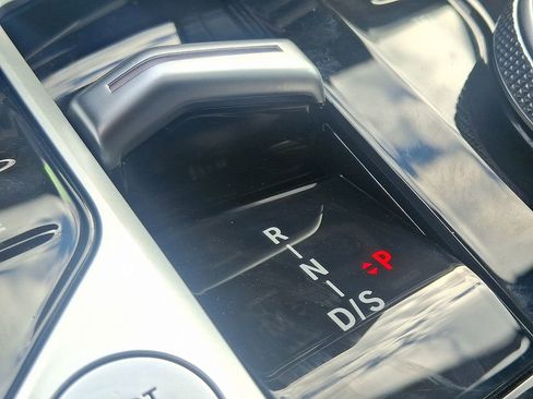 Certified 2025 BMW X5 xDrive40i w/ Premium Package image 16