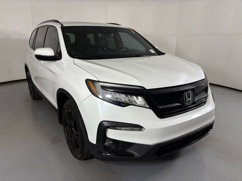 Used 2021 Honda Pilot Black Edition image 2