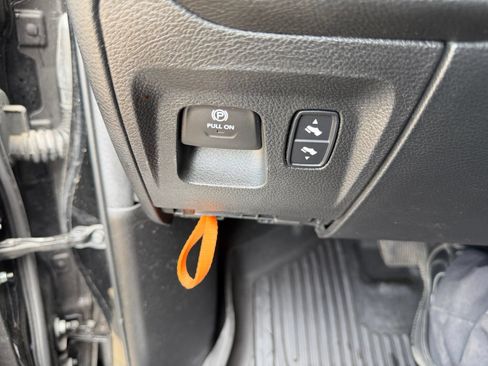 Used 2022 RAM 1500 Laramie AWD/4WD image 27