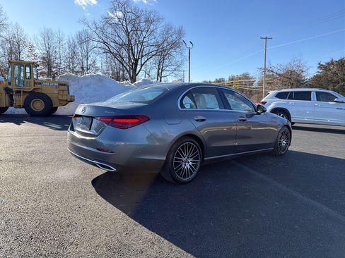 Used 2022 Mercedes-Benz C 300 4MATIC Sedan w/ Exclusive Trim Package image 6