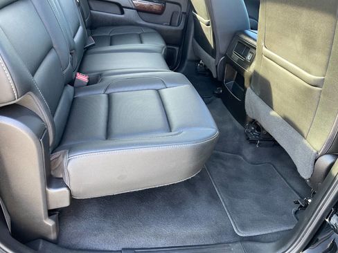 Used 2019 GMC Sierra 2500 SLT w/ Duramax Plus Package image 31