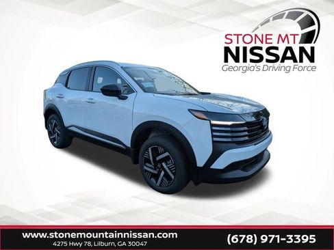 New 2026 Nissan Kicks SV image 1