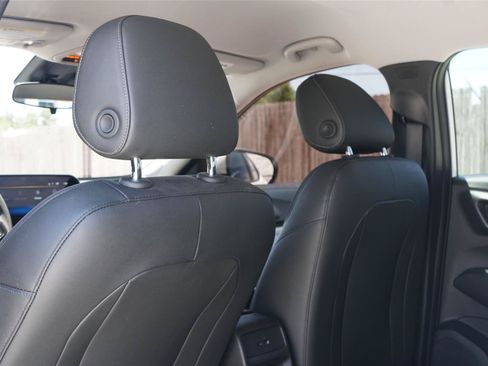 Used 2024 Chevrolet Trax LT FWD image 21