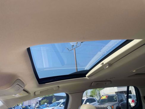 Used 2018 GMC Acadia Denali w/ LPO, Cargo Package image 9