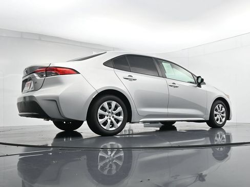 Used 2024 Toyota Corolla LE FWD image 34