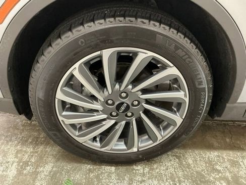 Used 2024 Lincoln Corsair Reserve image 9