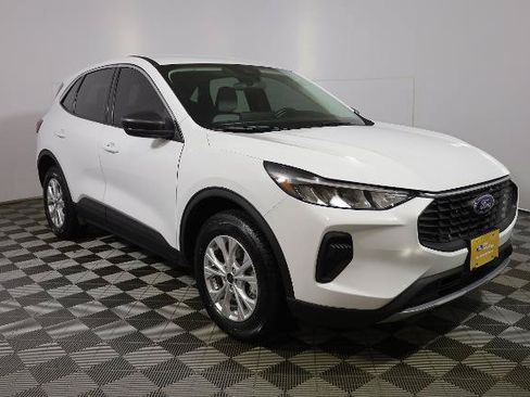 Certified 2024 Ford Escape Active w/ Tech Pack #1 AWD/4WD image 5