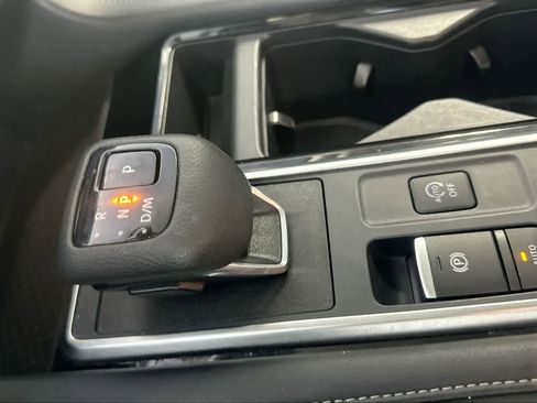 Used 2025 Nissan Pathfinder SV AWD/4WD image 21