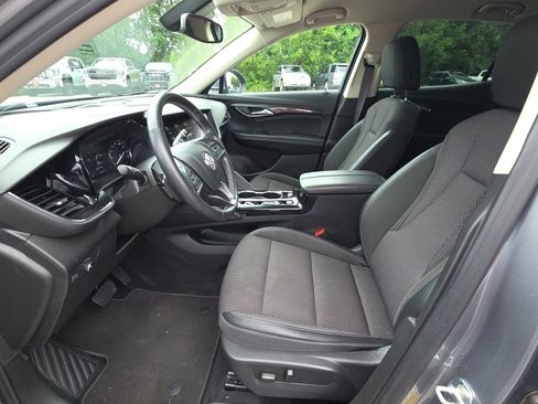 Used 2022 Buick Envision Preferred FWD image 15
