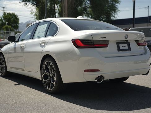 New 2026 BMW 330i xDrive Sedan w/ Premium Package AWD/4WD image 3