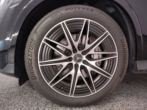 Certified 2024 Mercedes-Benz GLC 43 AMG 4MATIC image 12