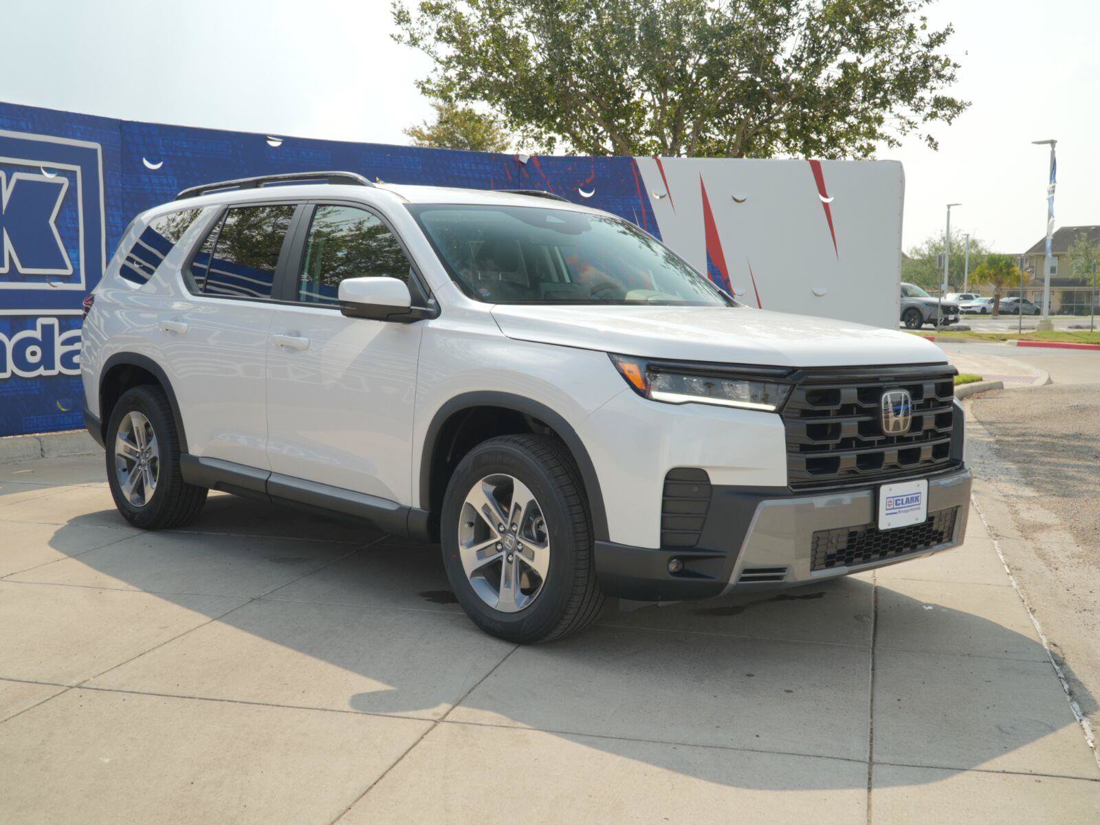New 2026 Honda Pilot EX-L image 3