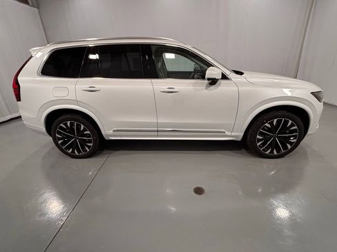 New 2026 Volvo XC90 T8 Ultra w/ Protection Package Premier image 5