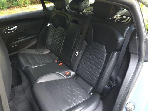 Used 2022 Audi RS e-tron GT w/ Carbon Performance Package AWD/4WD image 15