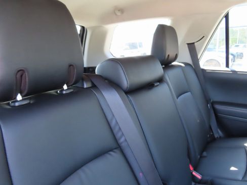 Used 2021 Toyota 4Runner Venture image 36