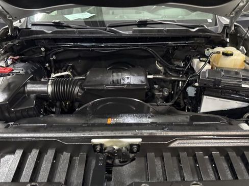 Used 2021 GMC Sierra 2500 SLT w/ SLT Preferred Package image 12
