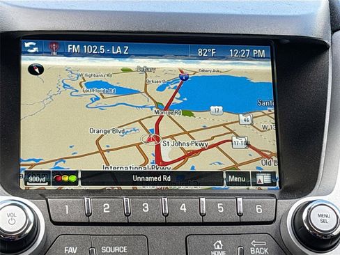 Used 2017 Chevrolet Equinox LT w/ Convenience Package image 13