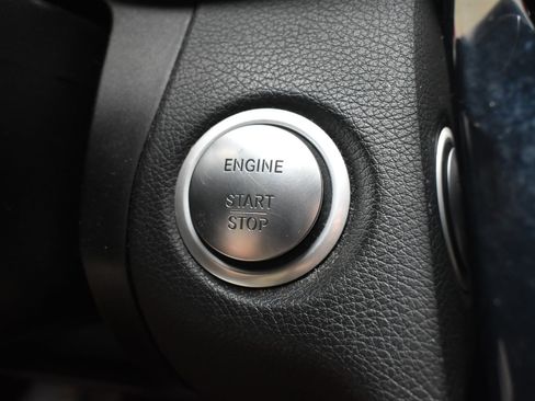 Used 2016 Mercedes-Benz C 300 4MATIC Sedan image 23