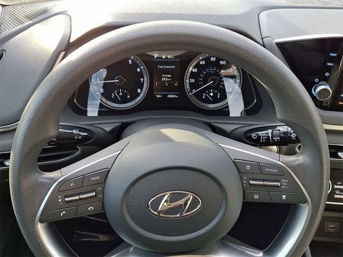 Used 2023 Hyundai Sonata SEL image 16