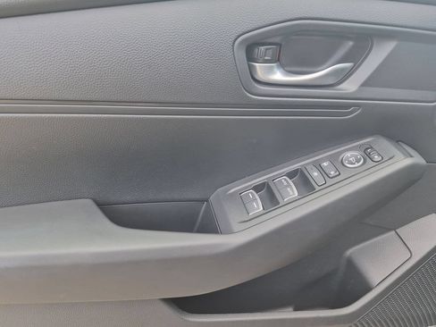 Used 2025 Honda Accord LX image 11