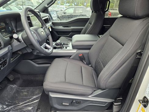 New 2026 Ford F150 XLT w/ Equipment Group 302A MID image 8